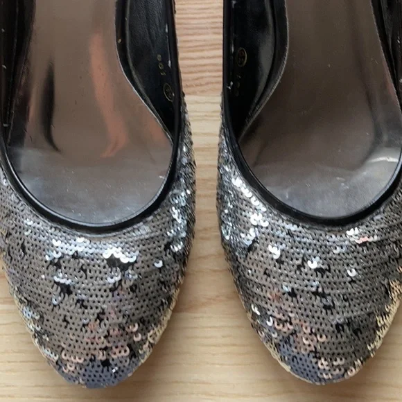 Silver and Black Sequin Glittery Heels - Picture 4 of 7